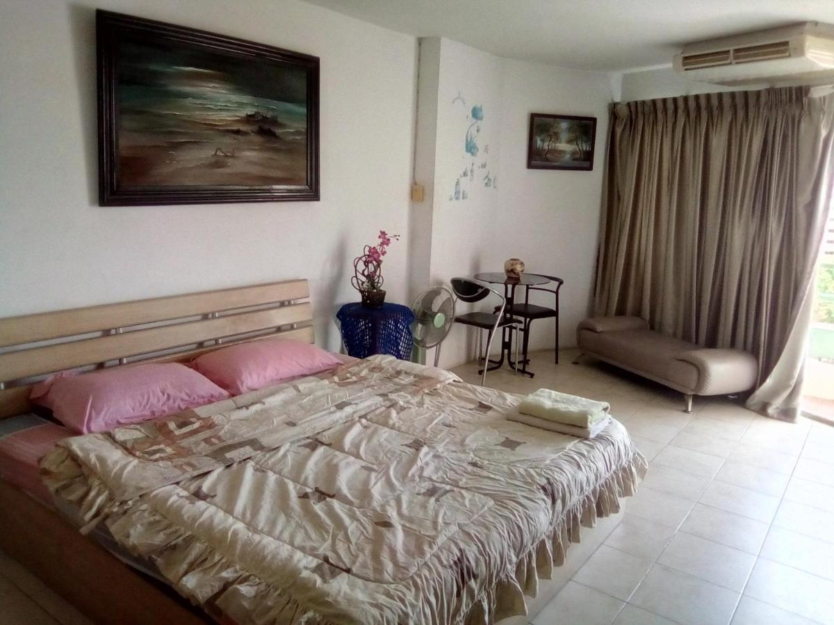 View Talay Condo #1 = Jomtien Call Me +66-8-68409-206 Pattaya Luaran gambar